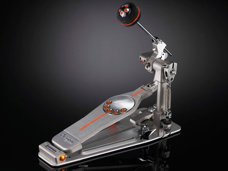 Bass drum pedals Pearl