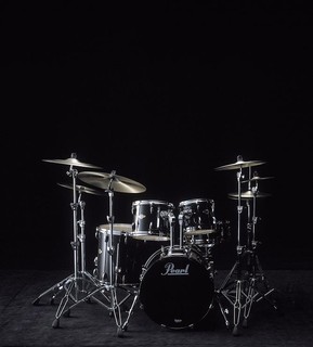 Drum kits Pearl