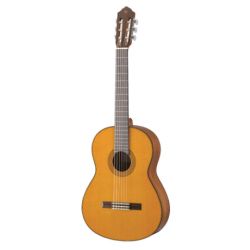 Classical guitar Yamaha Solid Top CG-142C