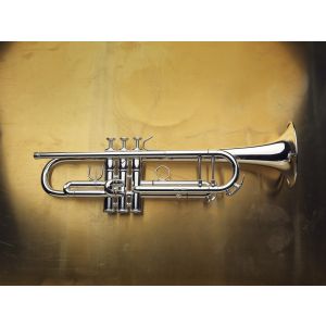 Trumpetti Hub Van Laar B9.2, hopeoitu